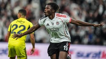 El Bilal Toure golünü attı derbi tarihine geçti