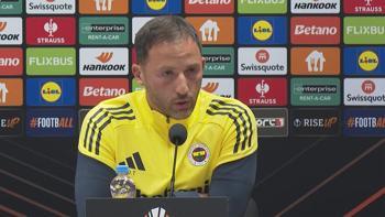 Domenico Tedesco: 3 puanı alabilmek için her şeyi denememiz gerekiyor
