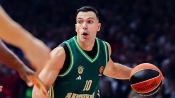 Panathinaikos Sloukas'ın sözleşmesini uzattı