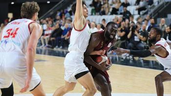 Trabzonspor deplasmanda Manisa Basket'i devirdi