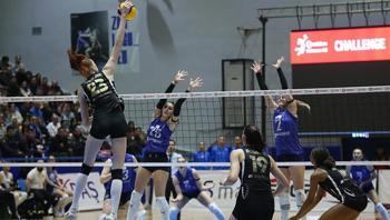 Vakıfbank 3-0 galip!