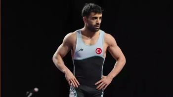 Milli güreşçi Ekrem Öztürk gümüş madalya kazandı