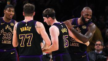 LeBron James'ten bir rekor daha