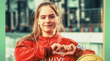 Milli eskrimci Alara Atmaca'dan altın madalya!