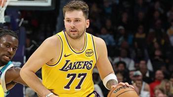 How to Play Basketball: Basic Rules, Techniques, and Beginner Tips