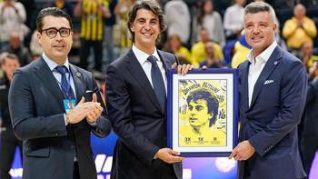 Fenerbahçe'den İbrahim Kutluay'a büyük onur