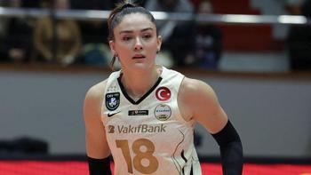 VakıfBank ligde ilk yarıyı yenilgisiz lider tamamladı