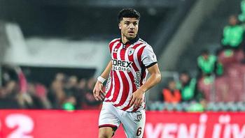 Galatasaray'a geri dönmek istiyor