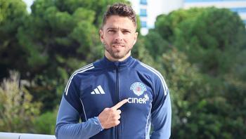 Winck Emre Belözoğlu ile çalışmaktan memnun