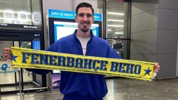 Fransız yıldız Nando De Colo İstanbul'da