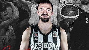 Sertaç Şanlı Beşiktaş'a geri döndü, milli pivot açıklandı