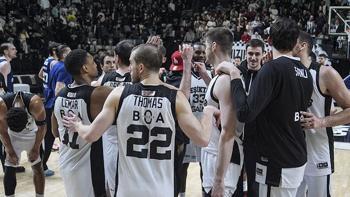 Beşiktaş evinde Bahçeşehir Koleji'ni devirdi