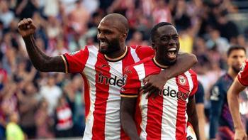 Brentford evinde Tottenham'ı dağıttı