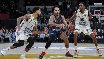 EuroLeague'de Türk derbisi Fenerbahçe'nin! Anadolu Efes - Fenerbahçe Beko maç sonucu 69-79