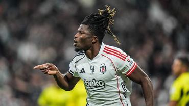 El Bilal Toure golünü attı derbi tarihine geçti!