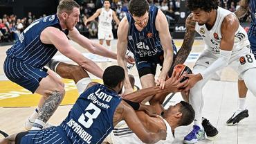 Anadolu Efes - Real Madrid maçı sonucu: 75-81