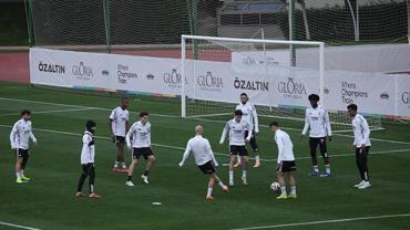 Beşiktaş, Antalya’daki kampında hazırlıklarına devam etti