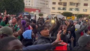 Afrika Uluslar Kupası'nda finale kalan Senegal, tezahüratlarla karşılandı