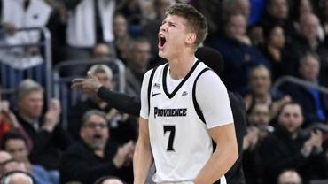 From Friars to Final Four: Stefan Vaaks Bolsters Illinois perimeter attack