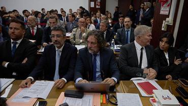 Diego Maradona’nın ölümüne ilişkin ikinci dava Buenos Aires’te başladı