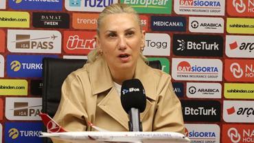 Necla Güngör Kıragası: İsviçre'ye karşı ilk defa bir puan aldık