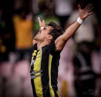 Fenerbahçeye transferde gün doğdu FIFA sayesinde 6 numarasına kavuşuyor