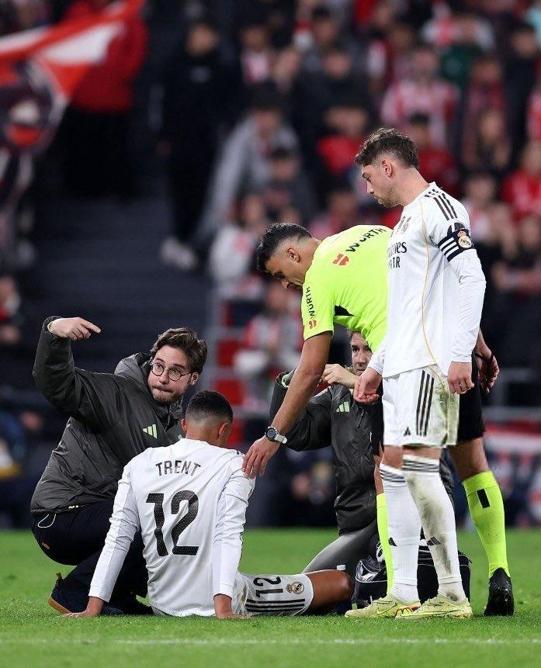 Real Madride büyük şok Trent Alexander-Arnold sakatlığı nedeniyle sezonu kapattı