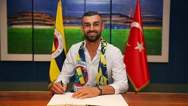 Fenerbahçede Serdar Dursuna Avrupadan bir sürpriz talip daha