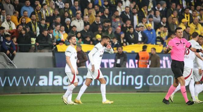 Kerem Demirbay attı, Galatasaray 1-0 önde!