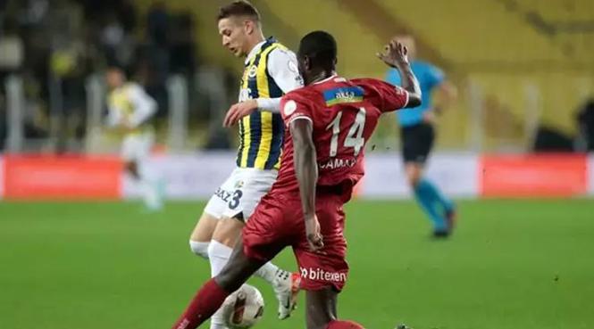 SİVASSPOR - FENERBAHÇE MAÇI MUHTEMEL İLK 11'LER