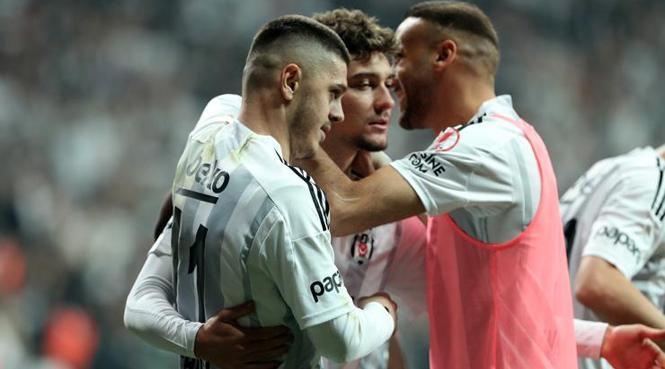 MUÇİ, KARTAL'I FİNALE TAŞIDI!