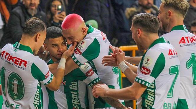 GOL | Pedrinho, 25. saniyede ağları sarstı