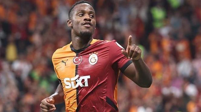 Galatasaray'da Batshuayi ile yollar ayrılıyor!