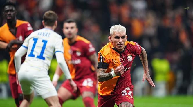 Galatasaray'da 5 oyuncu sınırda