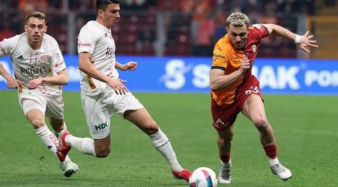 Maç sonucu: Galatasaray 4-0 Antalyaspor