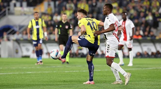 FRED'İN PASINDA TADIC! 