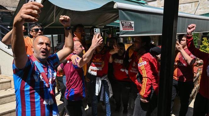 Gaziantep'in uğrak mekanlarında "kupa" yoğunluğu
