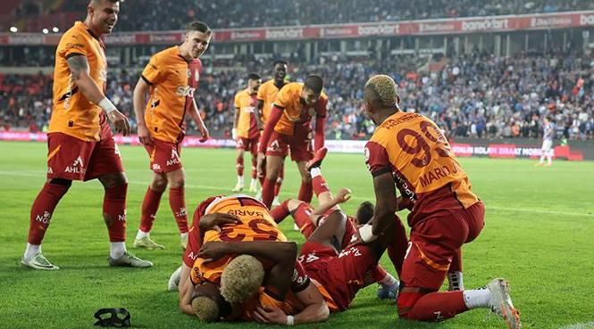 ŞAMPİYON GALATASARAY