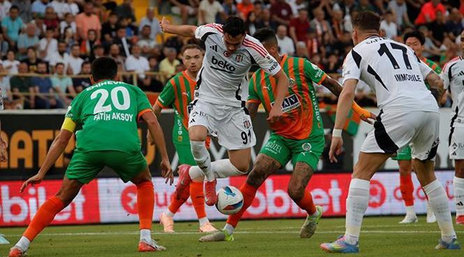 Beşiktaş kaleciyi geçemedi