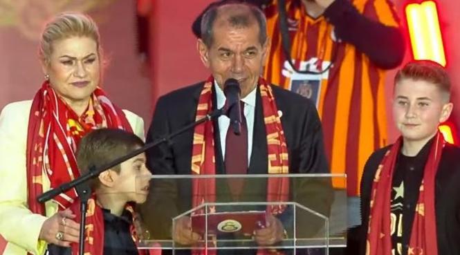'ZAFERİMİZİ KUTLUYORUZ'