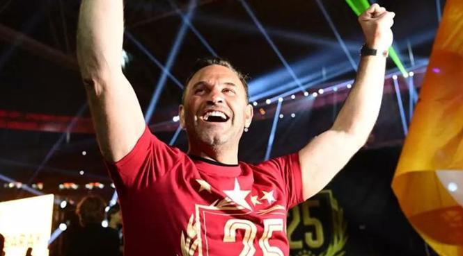 'G.SARAY FUTBOLU SEVDİRDİ'