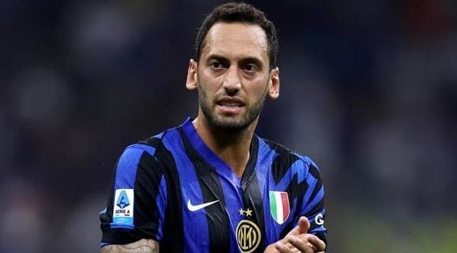 Hakan Çalhanoğlu'nun menajeri, Galatasaray için İstanbul'a geliyor!