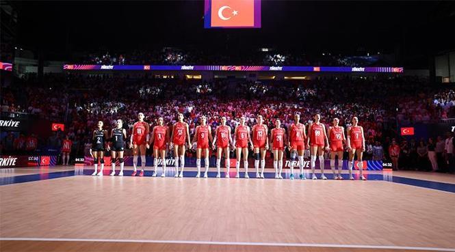 MAÇ BAŞLADI