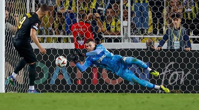 Fenerbahçe B planına geçti