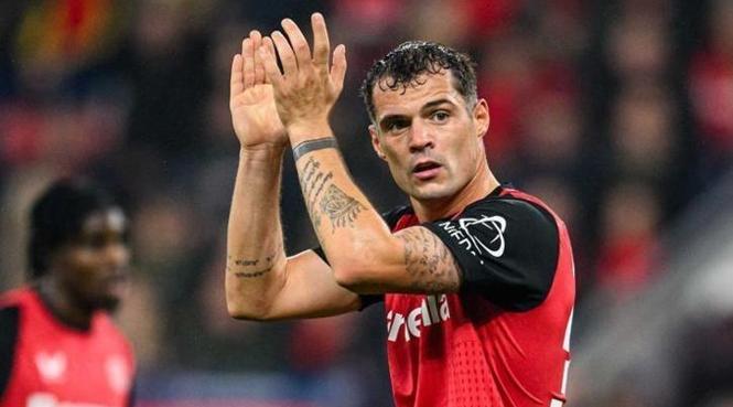 Granit Xhaka, Sunderland'e imza atıyor!