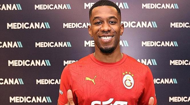 Galatasaray'da Cuesta yolcu