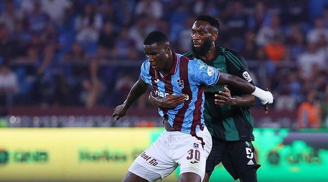 İLK YARI SONA ERDİ
