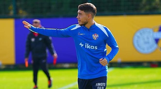 Ezeli rakipten Emre Mor hamlesi