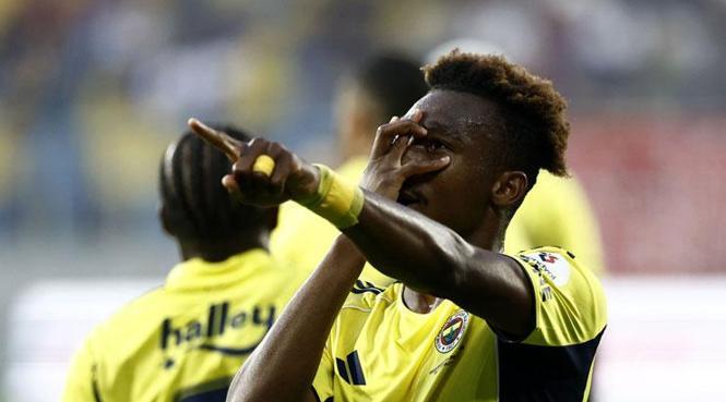 Fenerbahçe öne geçti