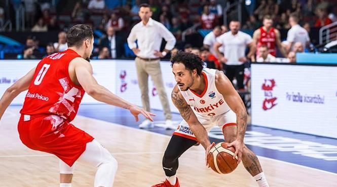 İlk yarı sonucu: 46-32